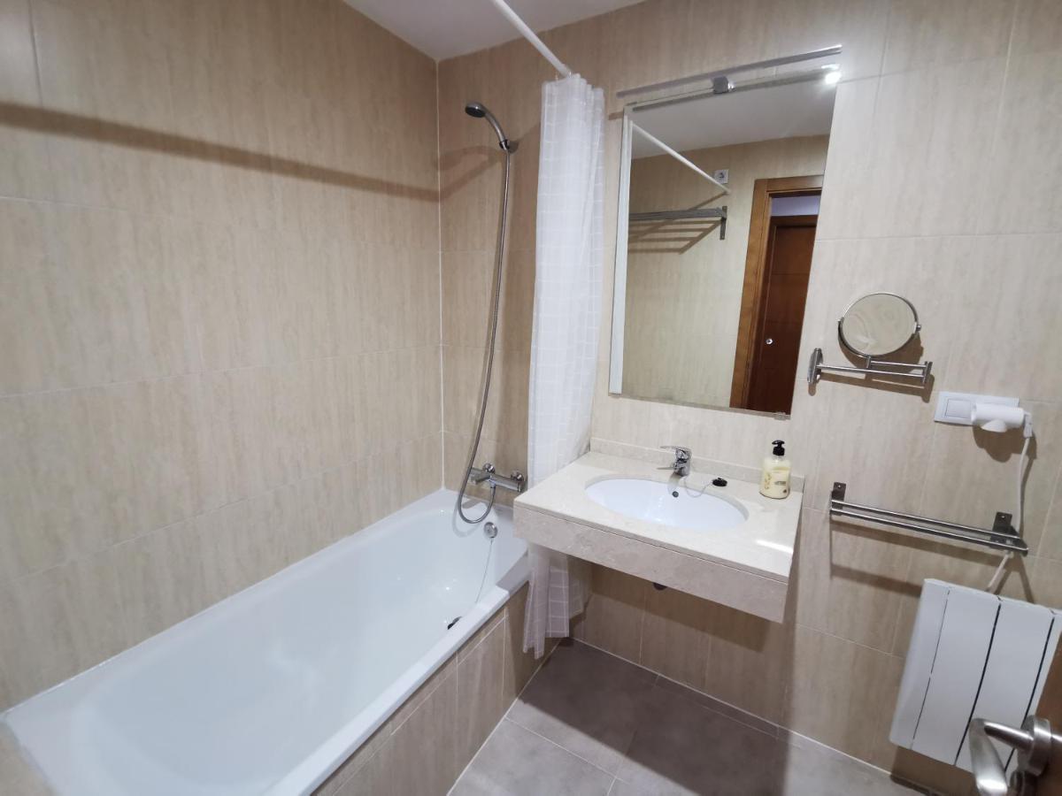 Apartamento Proximo A Pistas Y Plaza Central, Vistas Increibles Apartment เซียร์ราเนบาดา ภายนอก รูปภาพ